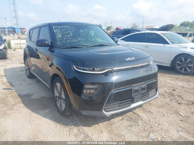 Продаж на аукціоні авто 2022 Kia Soul Ev Limited, vin: KNDJ33A19N7026910, номер лоту: 12632871