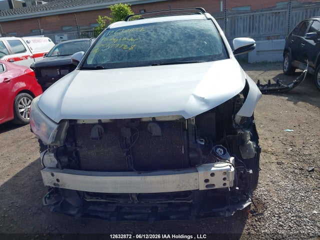 Продаж на аукціоні авто 2015 Toyota Highlander Xle, vin: 5TDJKRFH3FS177728, номер лоту: 12632872