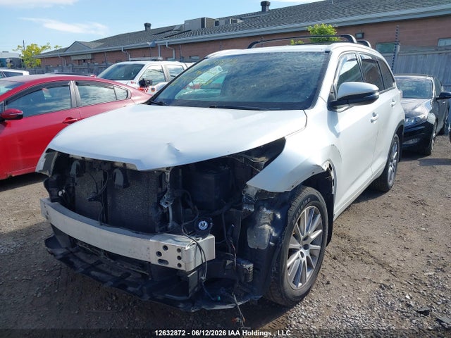 Продаж на аукціоні авто 2015 Toyota Highlander Xle, vin: 5TDJKRFH3FS177728, номер лоту: 12632872