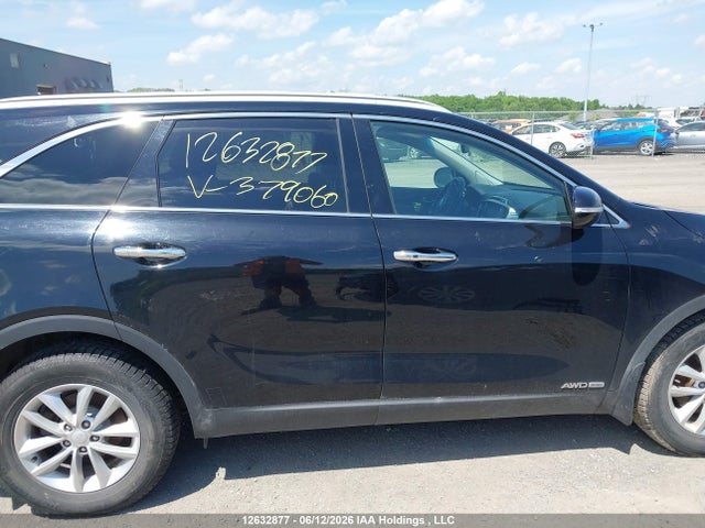 Продажа на аукционе авто 2018 Kia Sorento Lx/l, vin: 5XYPGDA54JG379060, номер лота: 12632877