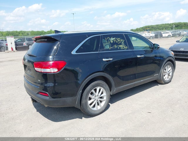 Продажа на аукционе авто 2018 Kia Sorento Lx/l, vin: 5XYPGDA54JG379060, номер лота: 12632877