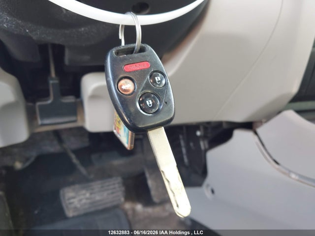 12632883 :رقم المزاد ، 2HGFB2F52DH006677 vin ، 2013 Honda Civic Lx مزاد بيع