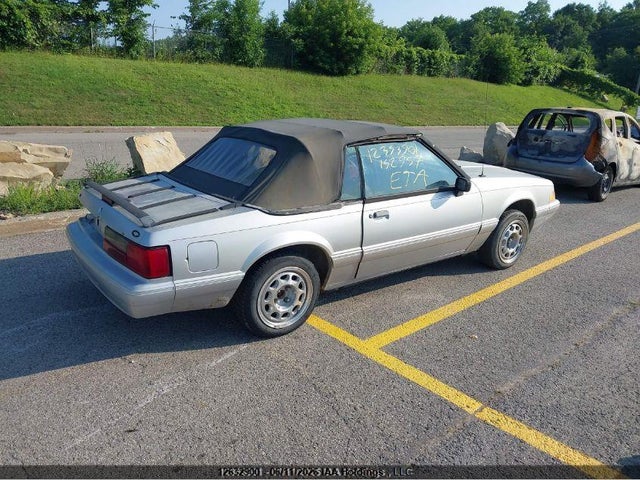 Продаж на аукціоні авто 1993 Ford Mustang Lx, vin: 1FACP44M8PF152957, номер лоту: 12632900