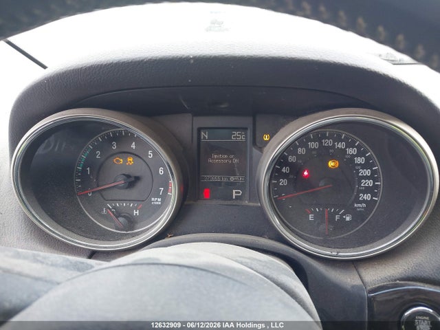 2011 Jeep Grand Cherokee Laredo მანქანა იყიდება აუქციონზე, vin: 1J4RR4GG9BC525545, აუქციონის ნომერი: 12632909