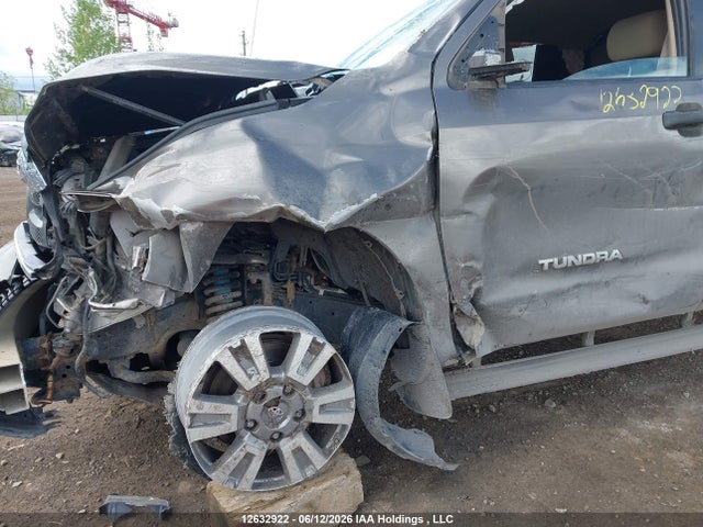 2011 Toyota Tundra Sr5 4.6l V8 მანქანა იყიდება აუქციონზე, vin: 5TFUM5F19BX026805, აუქციონის ნომერი: 12632922
