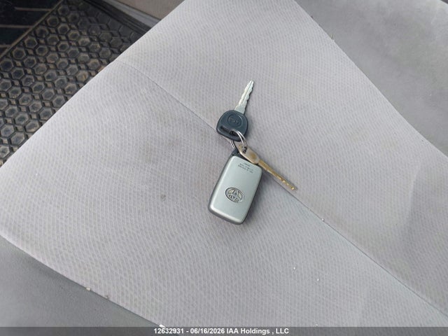 12632931 :رقم المزاد ، 4T1BB3EK8AU113439 vin ، 2010 Toyota Camry Hybrid مزاد بيع