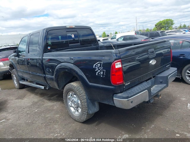 Ford F-250 Lariat 2015 1FT7W2B60FED00997 Image 3