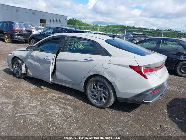 KMHLM4DG3RU713394 Hyundai Elantra
