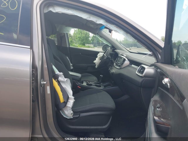 2018 Kia Sorento 3.3l Lx მანქანა იყიდება აუქციონზე, vin: 5XYPGDA50JG372932, აუქციონის ნომერი: 12632980