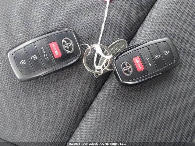 JTDBDMHE9P3005422 Toyota Corolla Hybrid Le