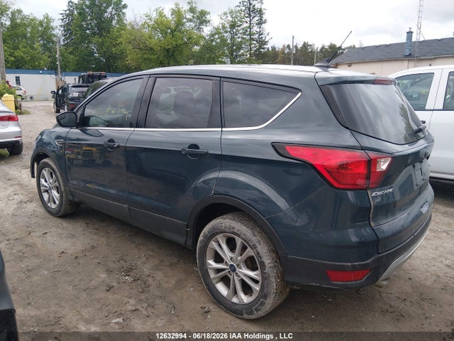 Ford ESCAPE SE 2019 1FMCU0GDXKUC59113 Image 15