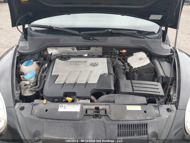 Volkswagen Beetle 2014 3VWRL7AT7EM629787 Image 10