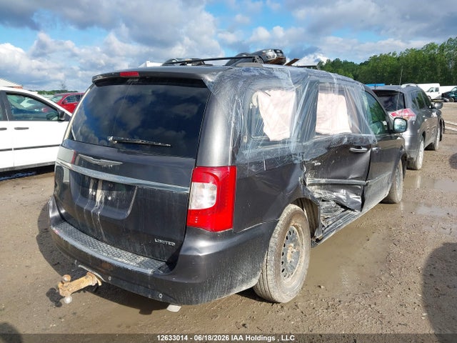 2C4RC1GG8FR741003 Chrysler Town &amp; Country Limited