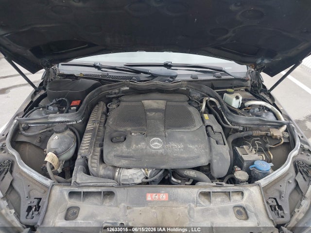 2013 Mercedes-benz C 300 4matic მანქანა იყიდება აუქციონზე, vin: WDDGF8AB3DA812913, აუქციონის ნომერი: 12633015