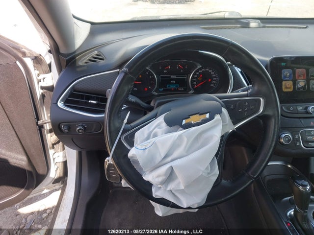 Продаж на аукціоні авто 2018 Chevrolet Malibu Lt, vin: 1G1ZD5ST4JF101050, номер лоту: 12620213