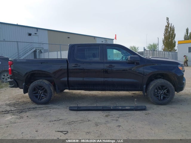 Продаж на аукціоні авто 2022 Chevrolet Silverado 1500 Custom Trail Boss, vin: 3GCPDCED5NG658870, номер лоту: 12603839
