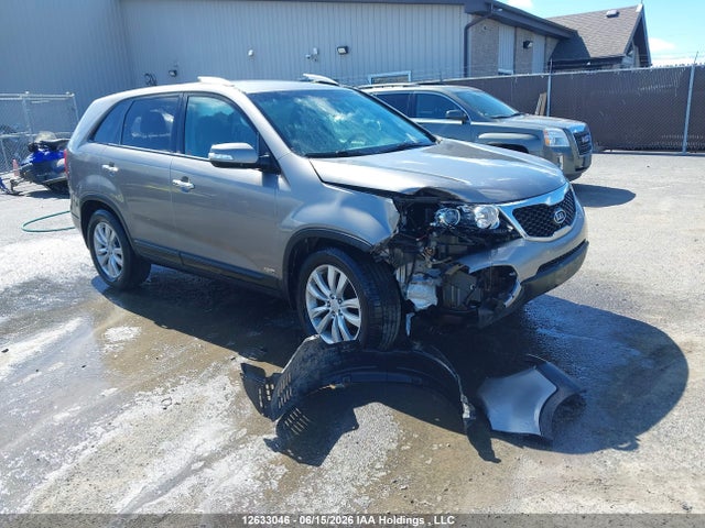 12633046 :رقم المزاد ، 5XYKTDA23BG141200 vin ، 2011 Kia Sorento Lx V6 مزاد بيع