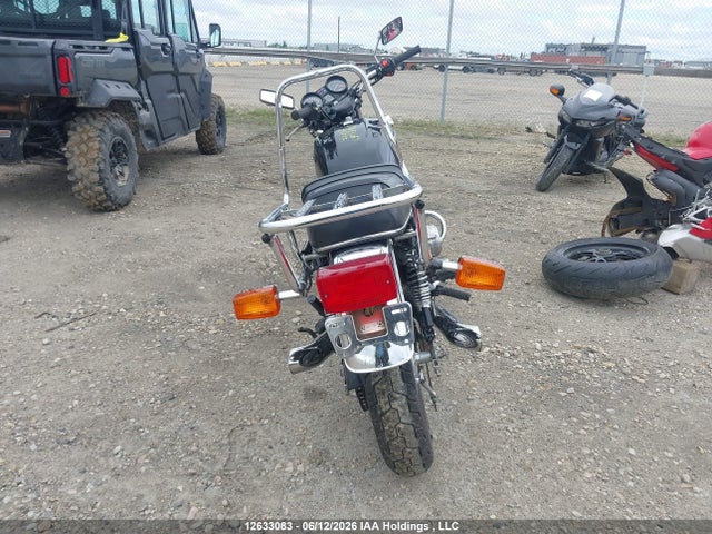 12633083 :رقم المزاد ، RC012113091 vin ، 1980 Honda Cb750 مزاد بيع