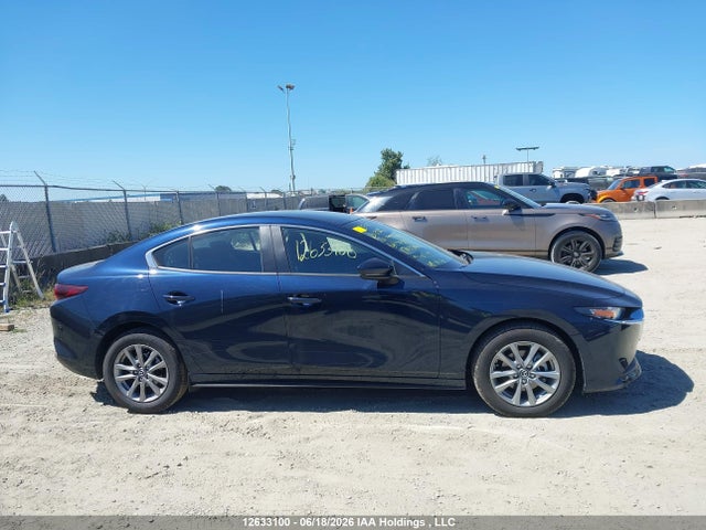 Mazda 3 Preferred 2025 JM1BPACM3S1795132 Image 13