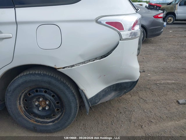 2014 Mitsubishi Outlander Es მანქანა იყიდება აუქციონზე, vin: JA4AZ2A31EZ602529, აუქციონის ნომერი: 12619668