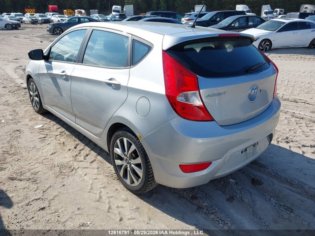 KMHCT5AE0FU219680 Hyundai ACCENT SE