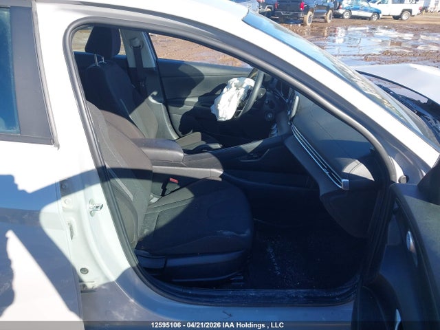 2023 Hyundai Elantra Essential Ivt With Hyundai Smartsense Package მანქანა იყიდება აუქციონზე, vin: KMHLM4AG7PU399153, აუქციონის ნომერი: 12595106