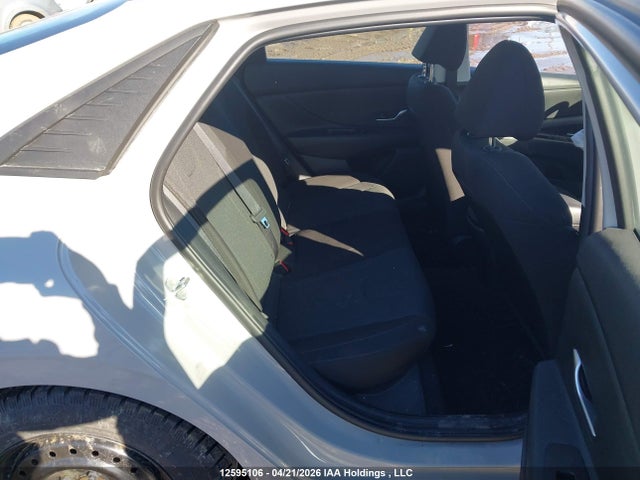 2023 Hyundai Elantra Essential Ivt With Hyundai Smartsense Package მანქანა იყიდება აუქციონზე, vin: KMHLM4AG7PU399153, აუქციონის ნომერი: 12595106