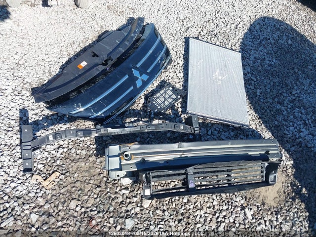 2026 Mitsubishi Outlander Es S-awc მანქანა იყიდება აუქციონზე, vin: JA4J4UAB7TZ605515, აუქციონის ნომერი: 12603018