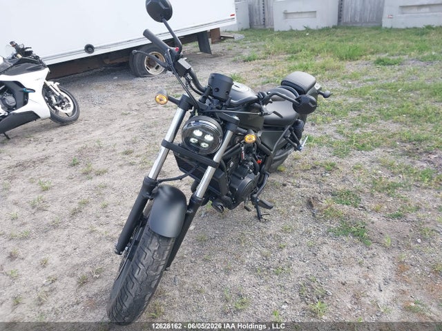 12628162 :رقم المزاد ، MLHPC5665S5800004 vin ، 2025 Honda Cmx500 A مزاد بيع