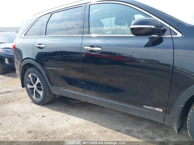KIA SORENTO EX 2018 5XYPHDA52JG343476 Image 18