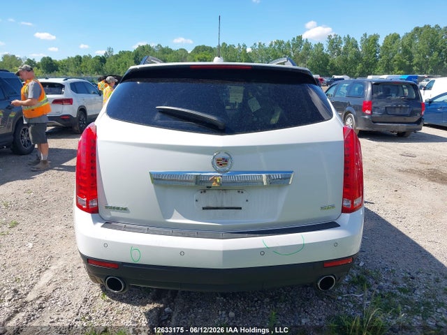 3GYFNBE3XGS579831 Cadillac Srx Luxury Collection