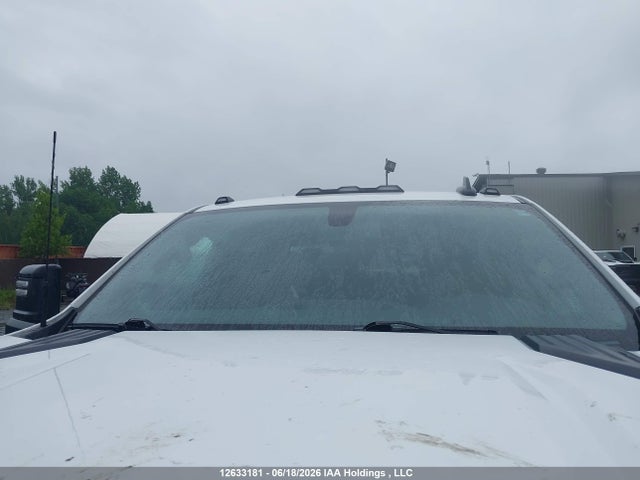 Chevrolet SILVERADO 2500HD 2022 1GC4YNE73NF156048 Image 17