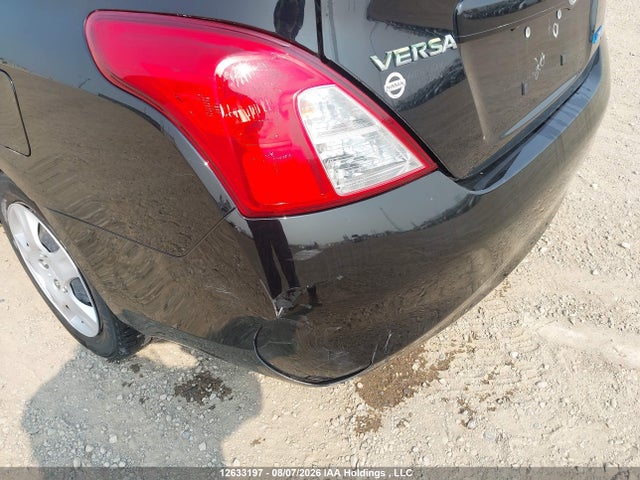 12633197 :رقم المزاد ، 3N1CN7AP8DL882730 vin ، 2013 Nissan Versa مزاد بيع