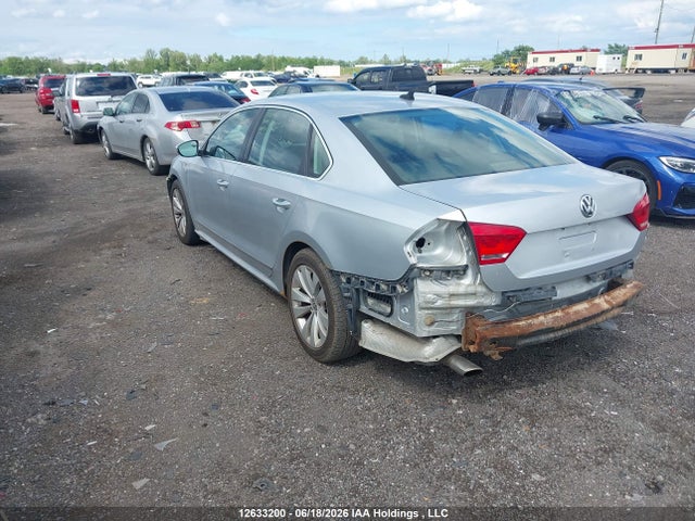 Продажа на аукционе авто 2012 Volkswagen Passat 2.5l Highline, vin: 1VWCH7A31CC002461, номер лота: 12633200