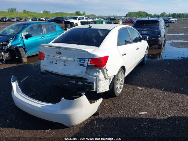 2011 Kia Forte 2.4l Sx/2.4l Sx Luxury მანქანა იყიდება აუქციონზე, vin: KNAFW4A35B5415665, აუქციონის ნომერი: 12633206