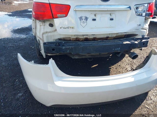 2011 Kia Forte 2.4l Sx/2.4l Sx Luxury მანქანა იყიდება აუქციონზე, vin: KNAFW4A35B5415665, აუქციონის ნომერი: 12633206