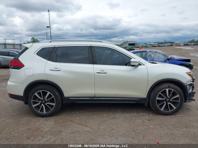 Продаж на аукціоні авто 2017 Nissan Rogue S/sl Platinum/sv, vin: 5N1AT2MVXHC801487, номер лоту: 12633246