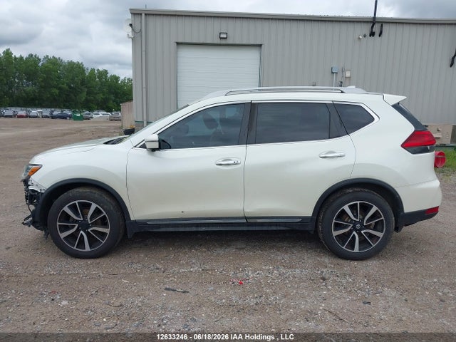 Продаж на аукціоні авто 2017 Nissan Rogue S/sl Platinum/sv, vin: 5N1AT2MVXHC801487, номер лоту: 12633246