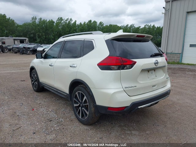 Продаж на аукціоні авто 2017 Nissan Rogue S/sl Platinum/sv, vin: 5N1AT2MVXHC801487, номер лоту: 12633246