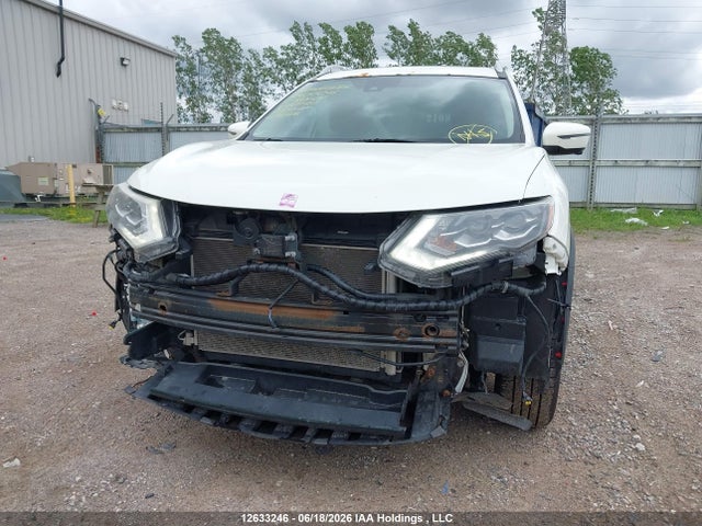 Продаж на аукціоні авто 2017 Nissan Rogue S/sl Platinum/sv, vin: 5N1AT2MVXHC801487, номер лоту: 12633246