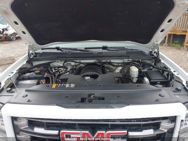 3GTU2NEC5JG300612 GMC Sierra K1500 Slt