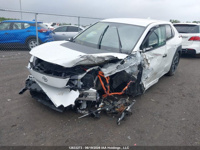 2025 Toyota Bz4x Le მანქანა იყიდება აუქციონზე, vin: JTMAAAAA3SA070622, აუქციონის ნომერი: 12633273