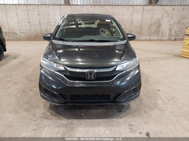 12633302 :رقم المزاد ، 3HGGK5H57KM101379 vin ، 2019 Honda Fit Lx مزاد بيع