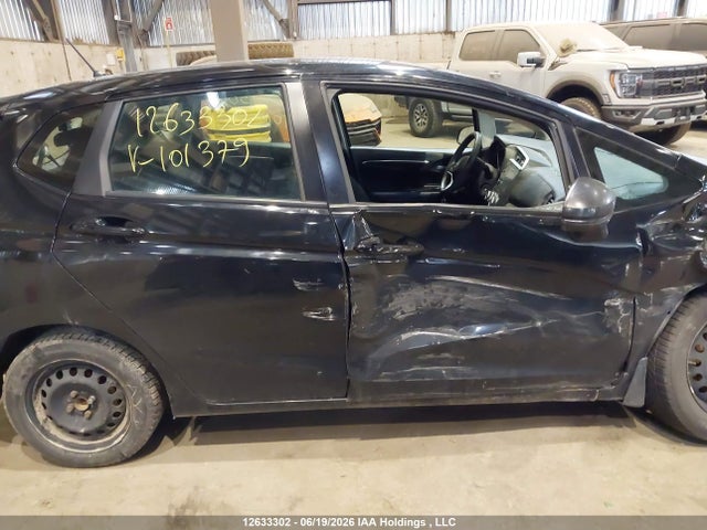 12633302 :رقم المزاد ، 3HGGK5H57KM101379 vin ، 2019 Honda Fit Lx مزاد بيع