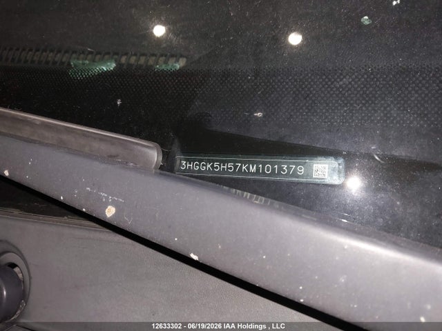 12633302 :رقم المزاد ، 3HGGK5H57KM101379 vin ، 2019 Honda Fit Lx مزاد بيع