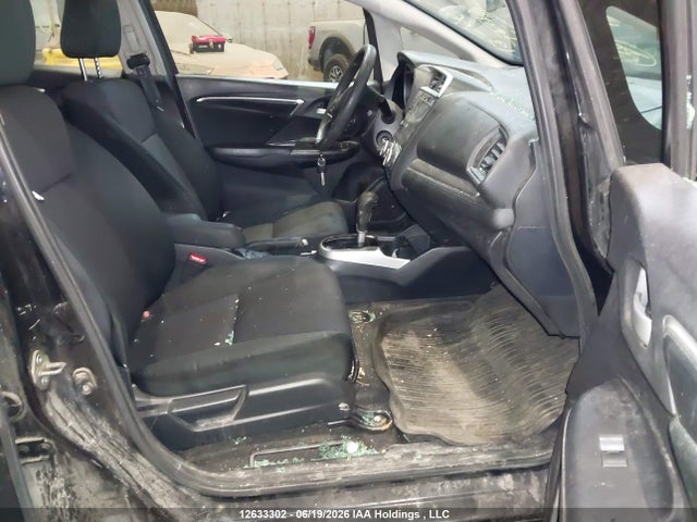 12633302 :رقم المزاد ، 3HGGK5H57KM101379 vin ، 2019 Honda Fit Lx مزاد بيع