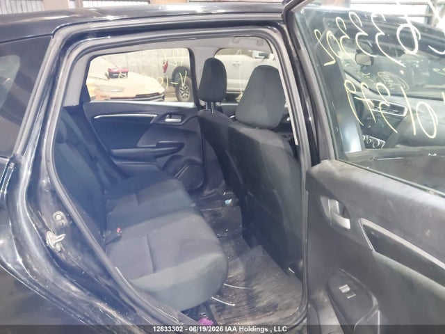 12633302 :رقم المزاد ، 3HGGK5H57KM101379 vin ، 2019 Honda Fit Lx مزاد بيع