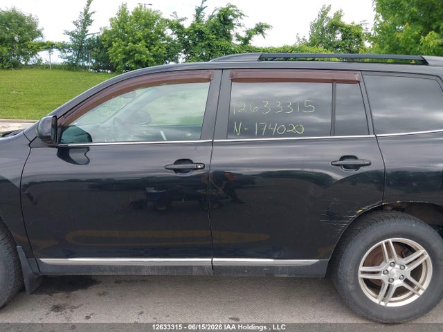 Продажа на аукционе авто 2012 Toyota Highlander, vin: 5TDBK3EH1CS174020, номер лота: 12633315
