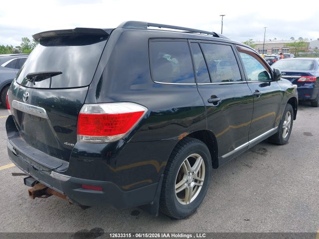Продажа на аукционе авто 2012 Toyota Highlander, vin: 5TDBK3EH1CS174020, номер лота: 12633315