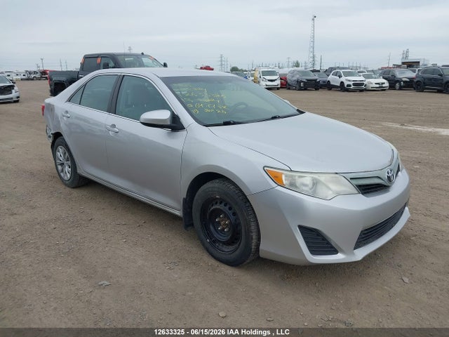 12633325 :رقم المزاد ، 4T1BF1FK8DU647732 vin ، 2013 Toyota Camry Le مزاد بيع